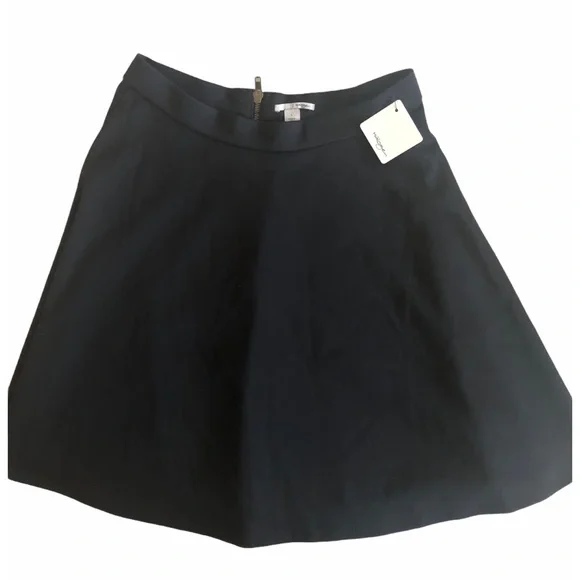 HALOGEN BRAND NEW w/ Tags Black Flare Skirt Size Small! - Picture 3 of 8